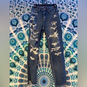 American Eagle distressed mom jeans with designed pockets; size 2